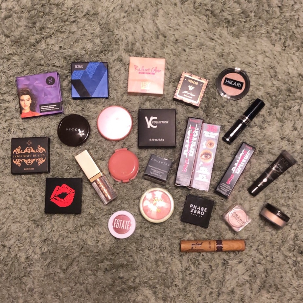 24 pc brand new makeup Becca, Tarte, Benefit, etc.